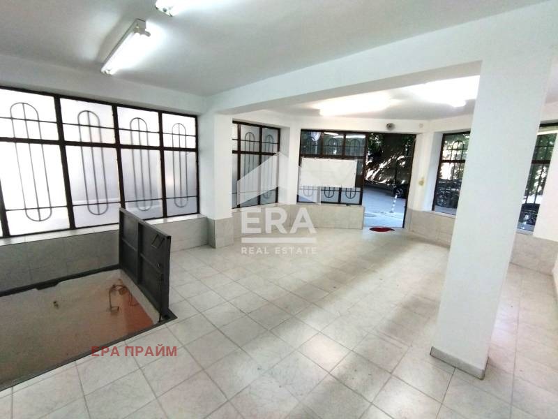 Продава МАГАЗИН, гр. Варна, Зимно кино Тракия, снимка 3 - Магазини - 54700853