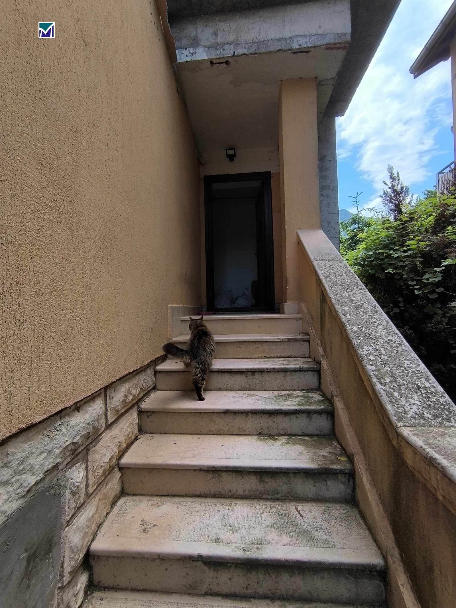Продава КЪЩА, гр. Враца, Подбалканска, снимка 2 - Къщи - 50562043