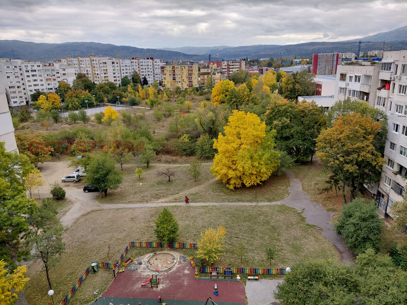 Продава 3-СТАЕН, гр. София, Дружба 2