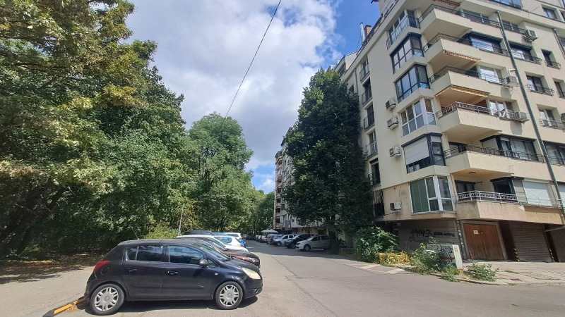 Продава  Многостаен град София , Иван Вазов , 173 кв.м | 76705475