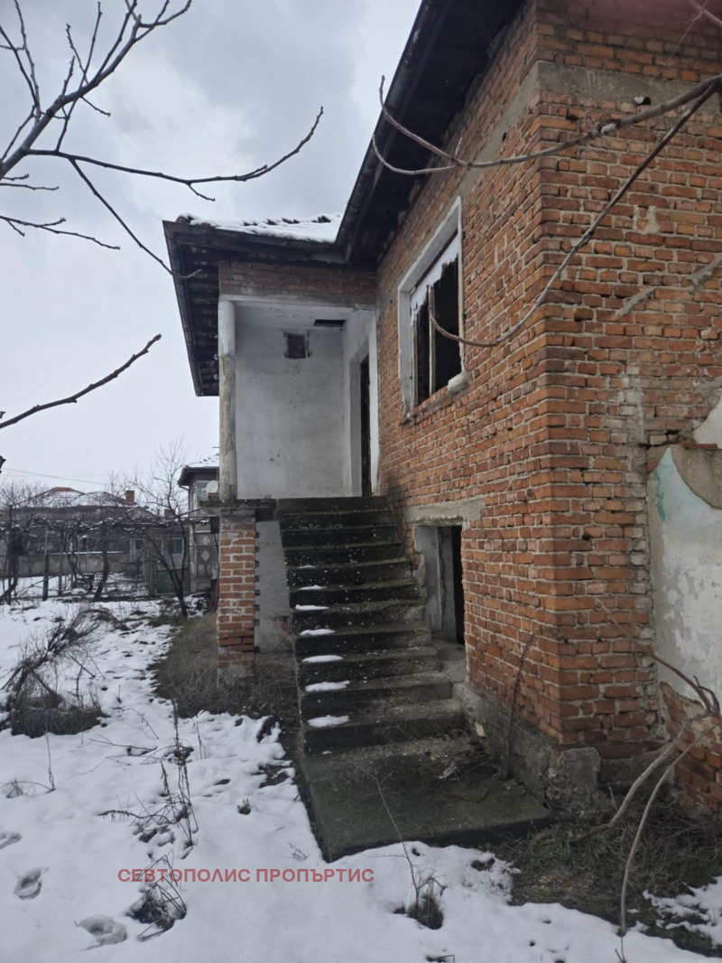 Продава КЪЩА, с. Обручище, област Стара Загора, снимка 2 - Къщи - 49252085