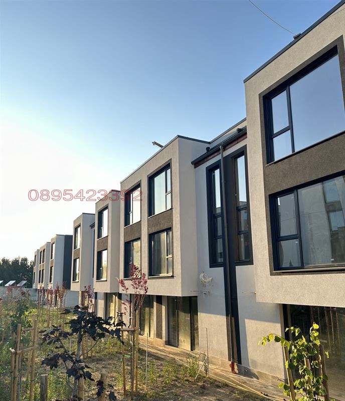 Продава КЪЩА, гр. София, в.з.Киноцентъра 3 част, снимка 8 - Къщи - 52660399