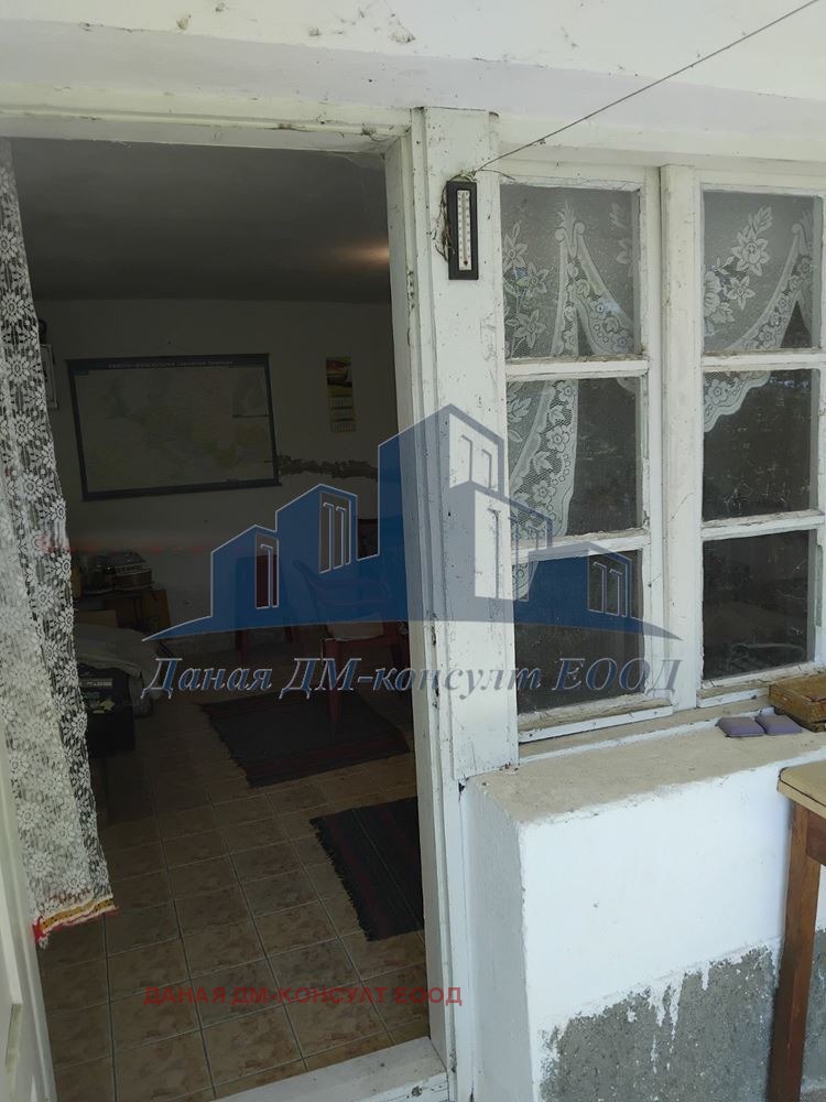 Продава ВИЛА, гр. Шумен, м-т Чашка, снимка 5 - Вили - 55752491
