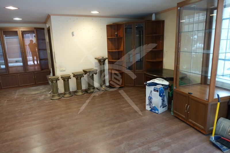 Продава  Магазин град София , Гоце Делчев , 53 кв.м | 35549969 - изображение [2]