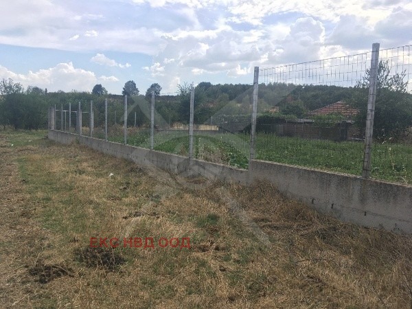 Продава  Парцел област Пловдив , с. Красново , 2300 кв.м | 30320471