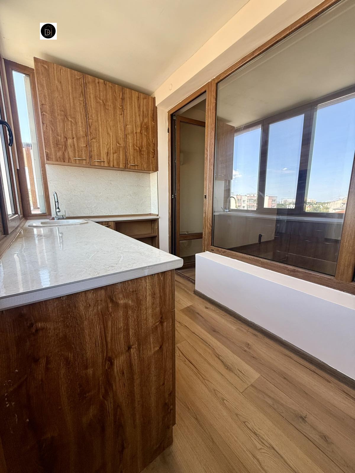 Продава 3-СТАЕН, гр. Пловдив, Кючук Париж, снимка 3 - Апартаменти - 54762912