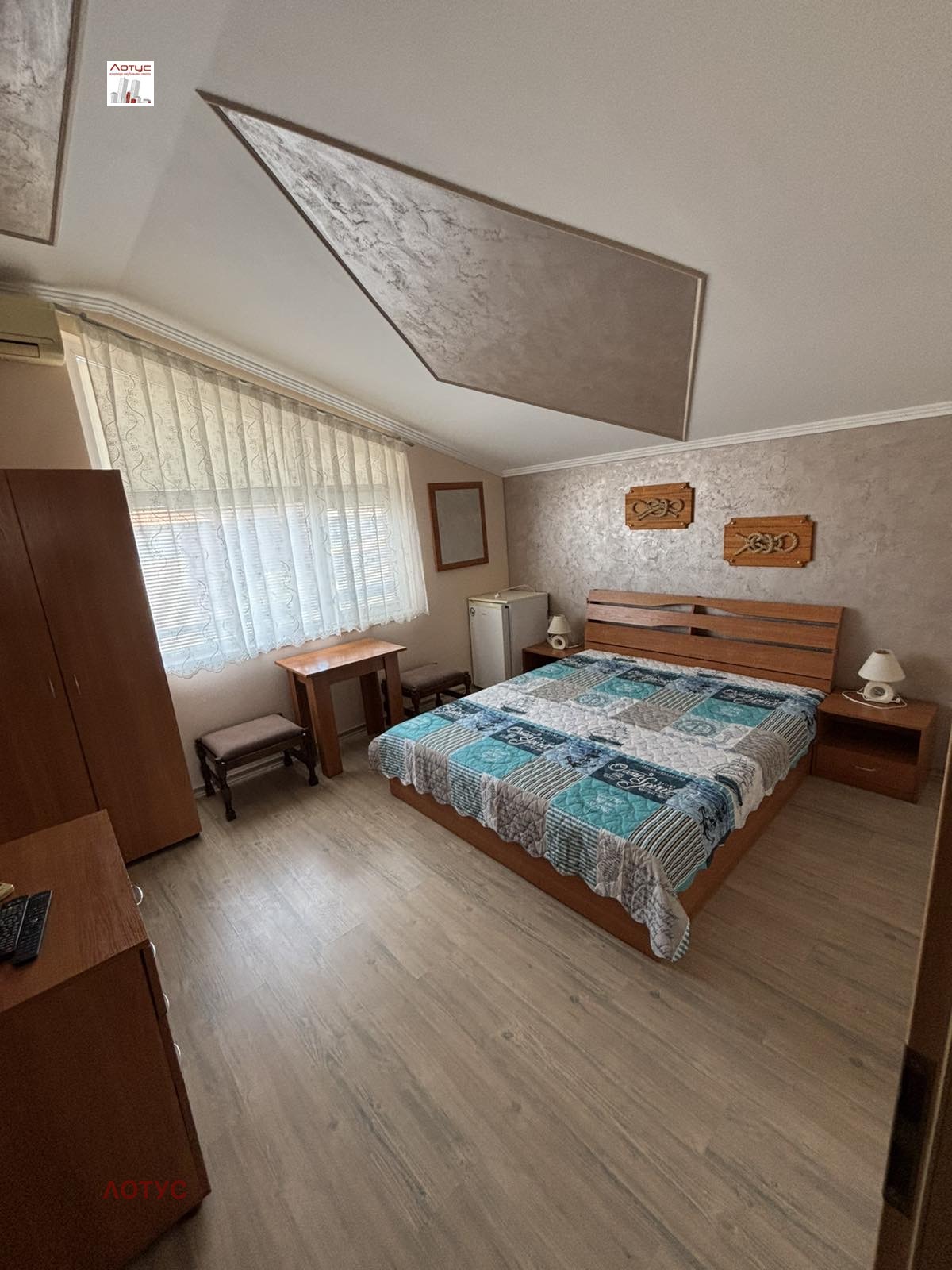Продава ЕТАЖ ОТ КЪЩА, с. Синеморец, област Бургас, снимка 2 - Етаж от къща - 55013122