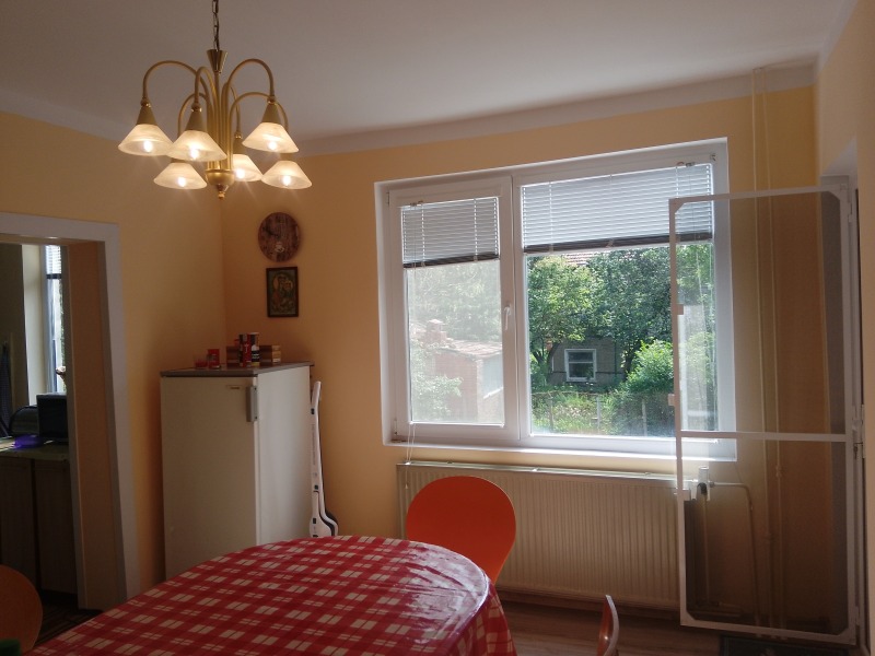 Продава КЪЩА в област Разград, с. Стражец - 124 кв.м / 230 081.35 € » 450 000 лв., РОС -НЕДВИЖИМИ ИМОТИ