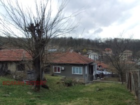 Casa Triavna, região Gabrovo 16