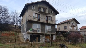 Haus Sopiza, region Pernik 1