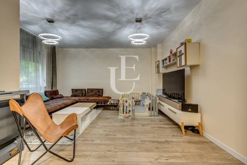 Продаја  3 спаваће собе Софија , Докторски паметник , 130 м2 | 60012487