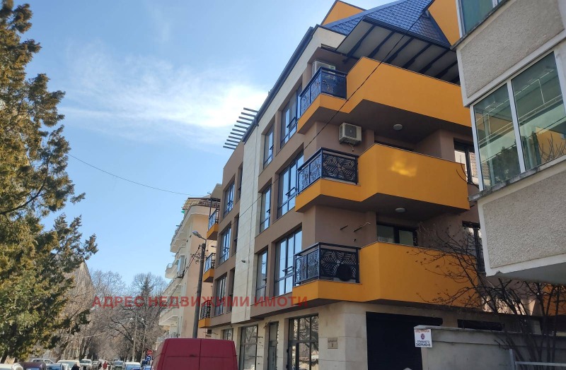 Продава  3-стаен, град Стара Загора, Център •  135 000 EUR • ID 34903960 — holmes.bg - [1] 