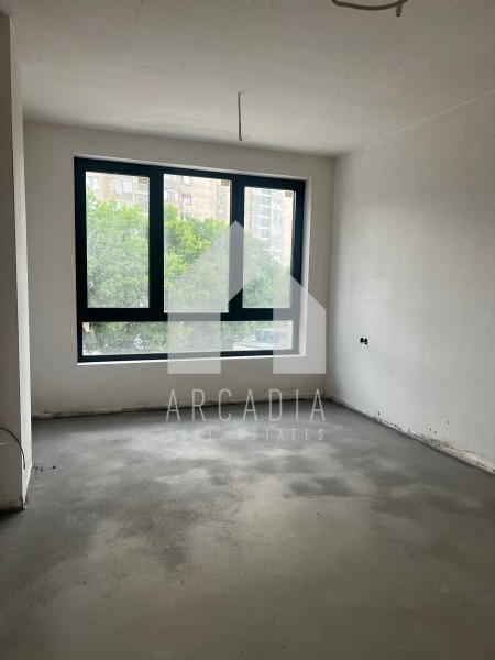 Продава МНОГОСТАЕН, гр. Пловдив, Кършияка, снимка 2 - Апартаменти - 47048324