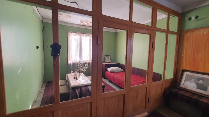 Продава КЪЩА, с. Кутово, област Видин, снимка 13 - Къщи - 52814940