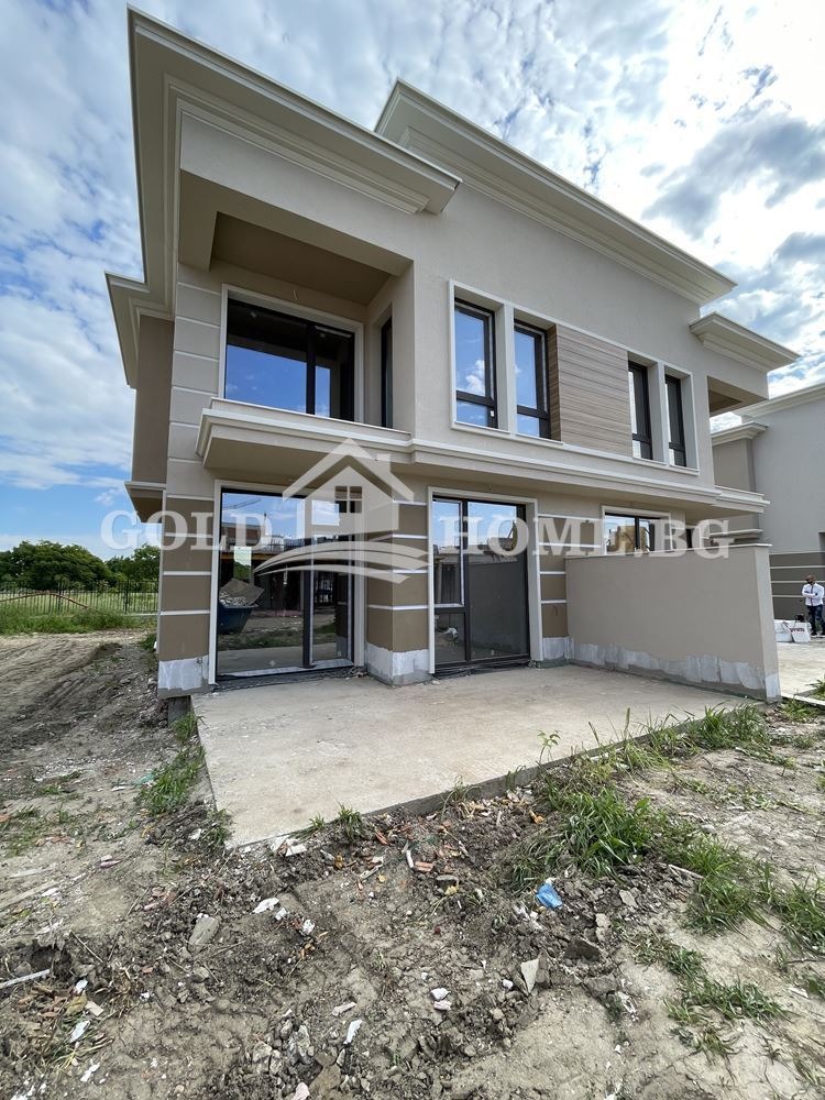 Продава КЪЩА, гр. Пловдив, Остромила, снимка 15 - Къщи - 54929263