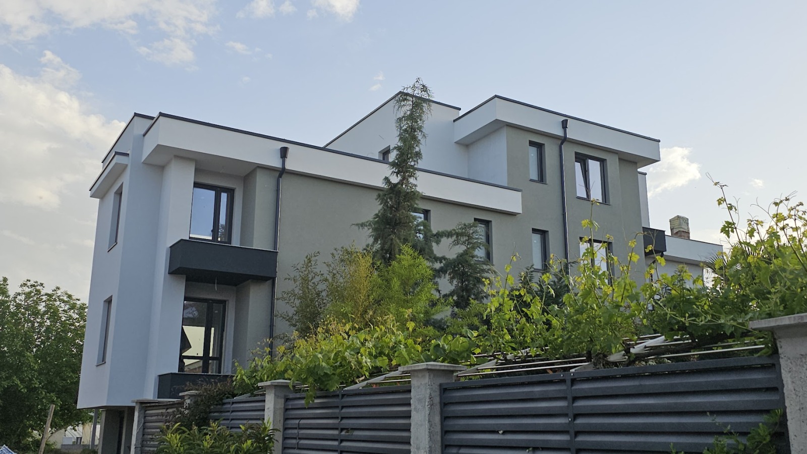Продава 3-СТАЕН, гр. Пловдив, Беломорски