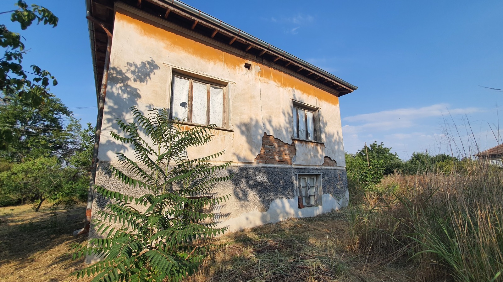 Продава КЪЩА, с. Кутово, област Видин, снимка 2 - Къщи - 53797618