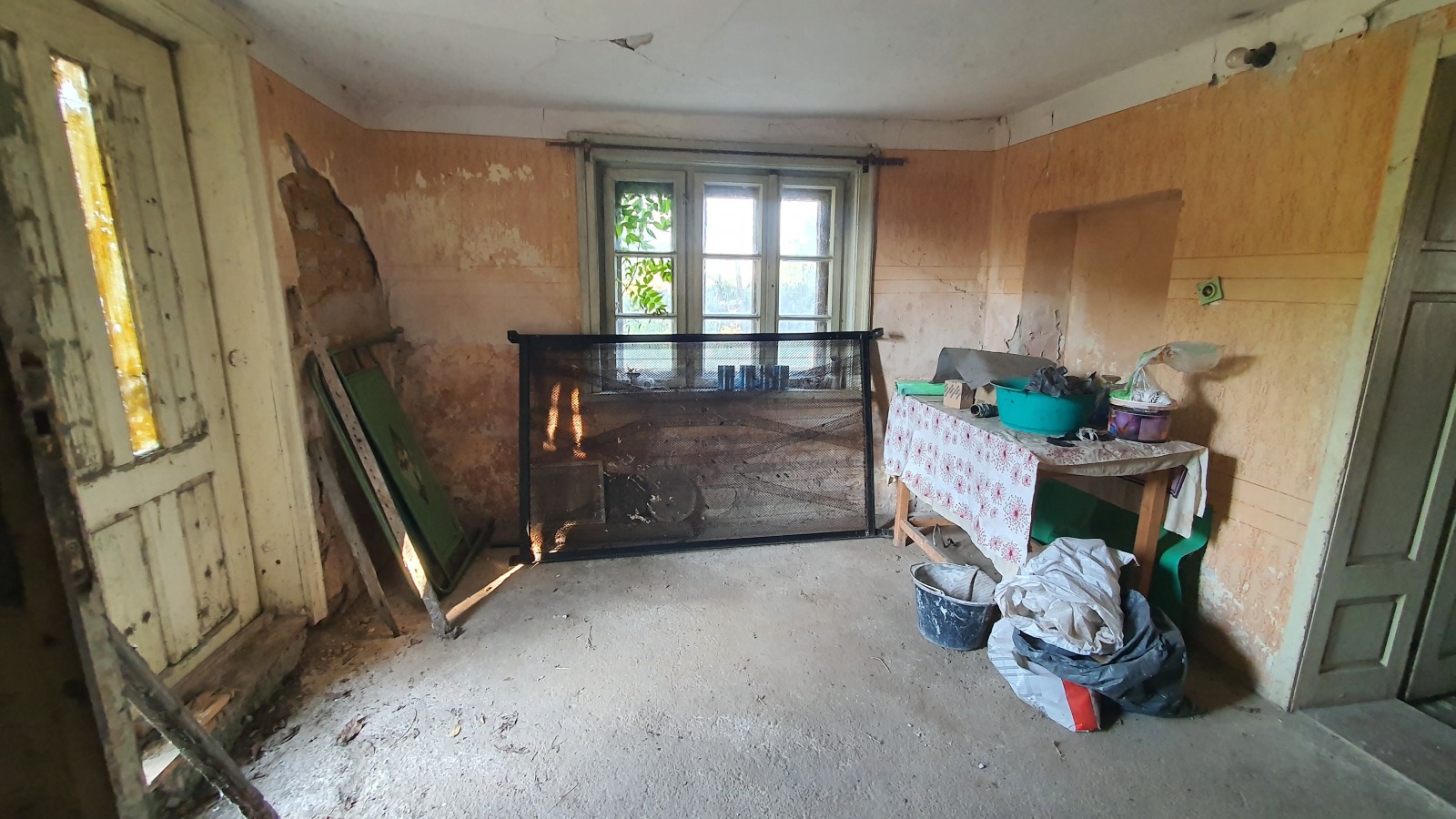 Продава КЪЩА, с. Кутово, област Видин, снимка 9 - Къщи - 53797618