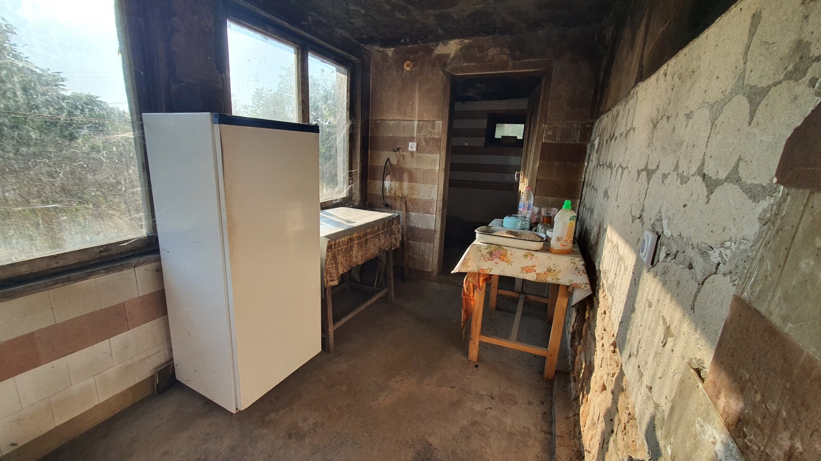 Продава КЪЩА, с. Кутово, област Видин, снимка 7 - Къщи - 53797618