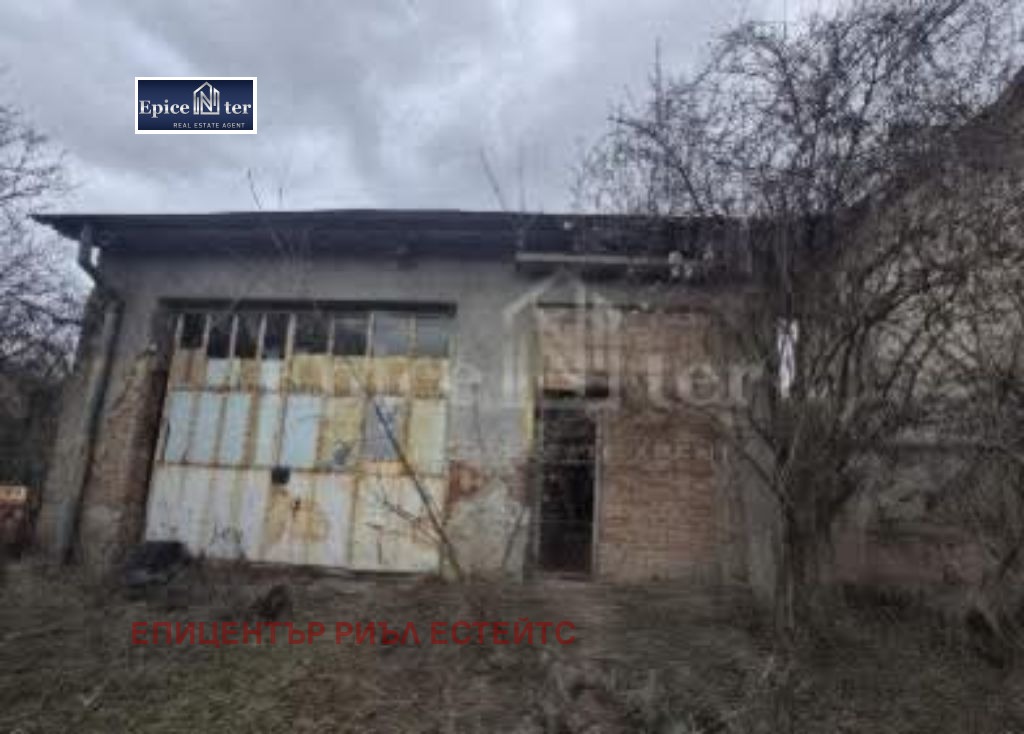 Продава ПАРЦЕЛ, гр. Перник, Мошино