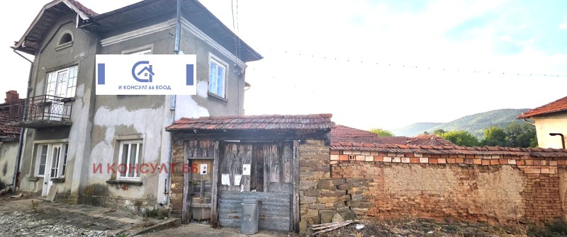 De vânzare  Casa regiunea Lovech , Goleț , 158 mp | 40928844 - imagine [15]