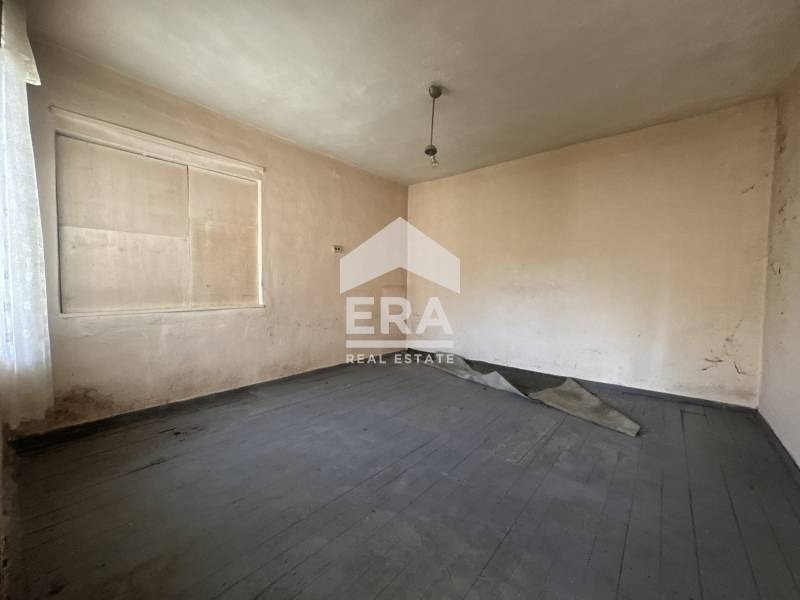Продава КЪЩА, с. Айдемир, област Силистра, снимка 2 - Къщи - 54636404