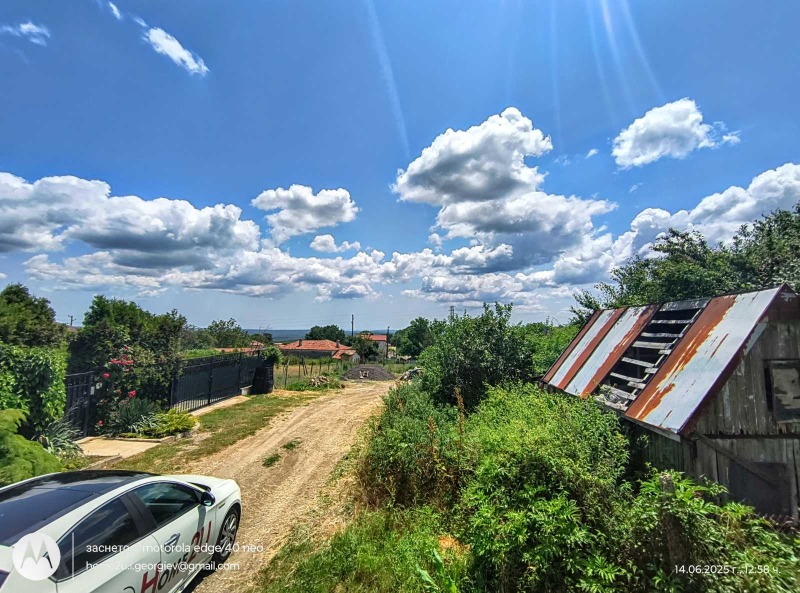 Продава  Парцел област Варна , с. Аврен , 1000 кв.м | 69464049 - изображение [2]