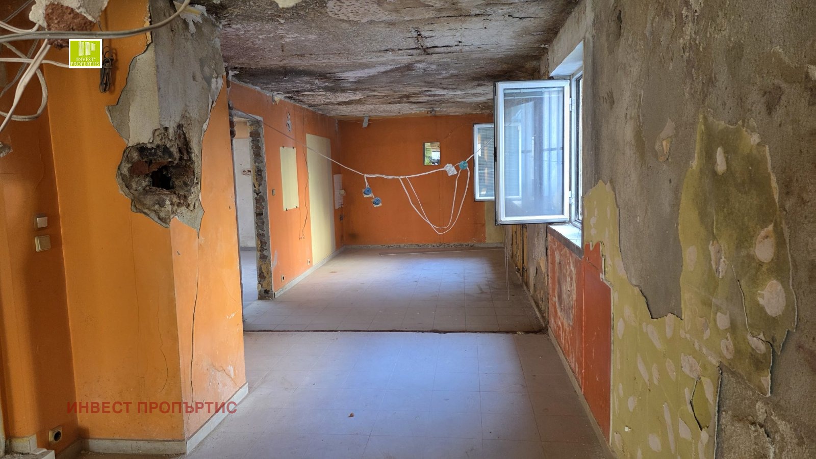 Продава МНОГОСТАЕН, гр. София, Център, снимка 8 - Апартаменти - 54117268