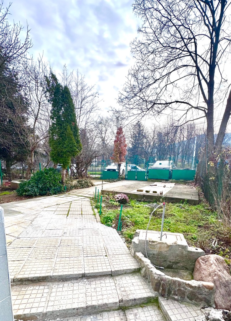 Продава ЕТАЖ ОТ КЪЩА, гр. София, Княжево, снимка 3 - Етаж от къща - 50063579