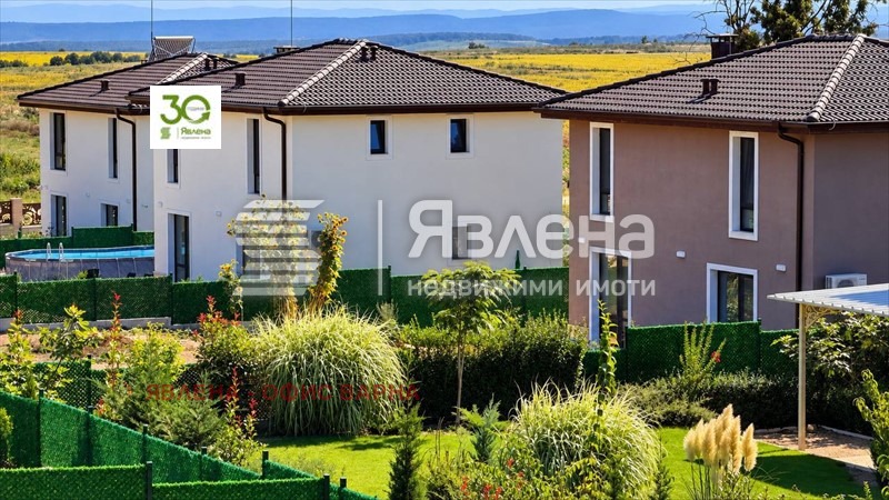 Продава КЪЩА, с. Приселци, област Варна, снимка 16 - Къщи - 56204342