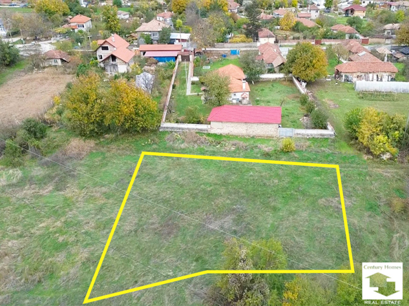 Продава ПАРЦЕЛ в област Велико Търново, с. Първомайци - 3100 кв.м / 78 000 € » 152 554.74 лв., СЕНТЧЪРИ ХОУМС