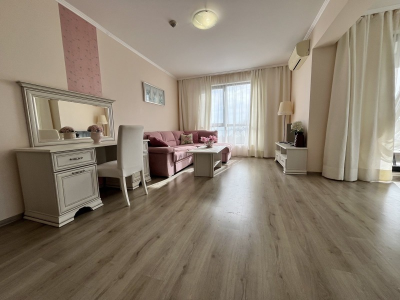 Till salu  Studio region Dobrich , Baltjik , 66 kvm | 72944100 - bild [6]