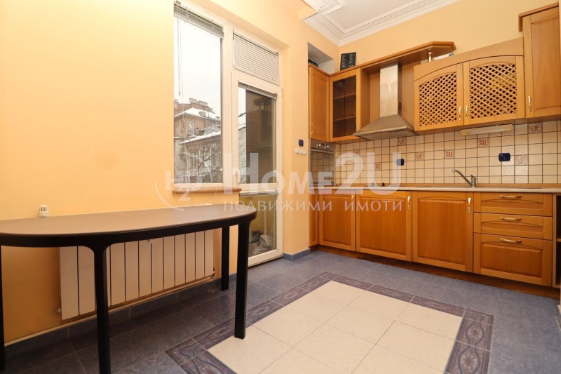 De vânzare  2 dormitoare Sofia , Țentâr , 102 mp | 77464708 - imagine [6]