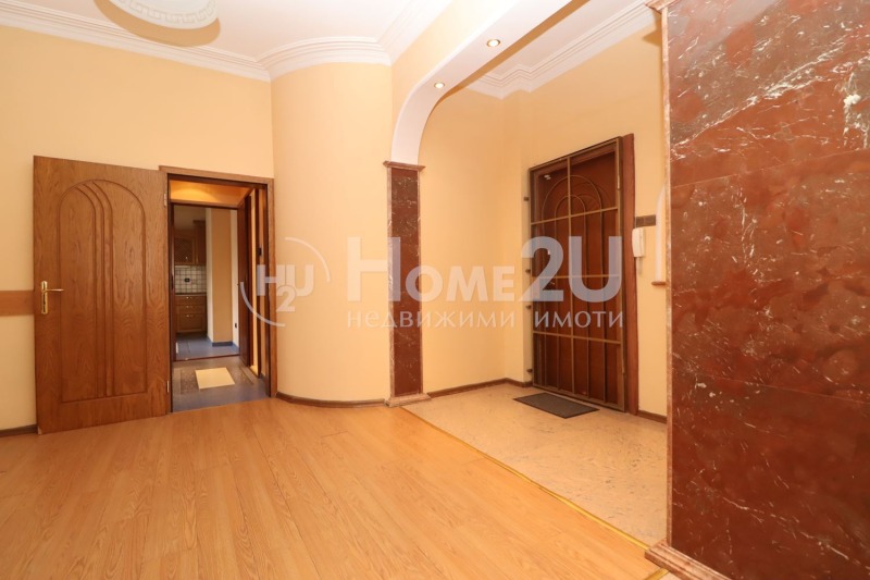 De vânzare  2 dormitoare Sofia , Țentâr , 102 mp | 77464708 - imagine [5]