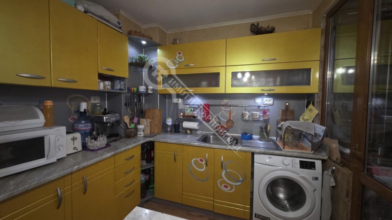 Продава 3-СТАЕН, гр. Горна Оряховица, област Велико Търново, снимка 2 - Апартаменти - 53380342