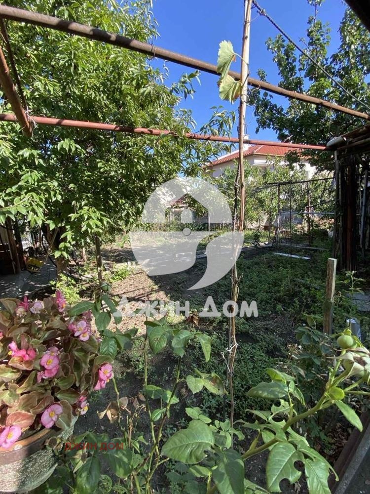 Продава КЪЩА, гр. Айтос, област Бургас, снимка 9 - Къщи - 52693113