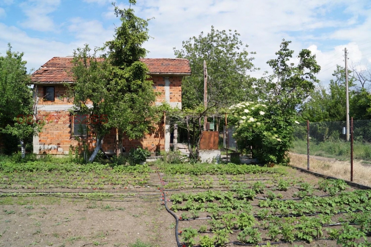 Продава КЪЩА, с. Караново, област Сливен, снимка 2 - Къщи - 54117512