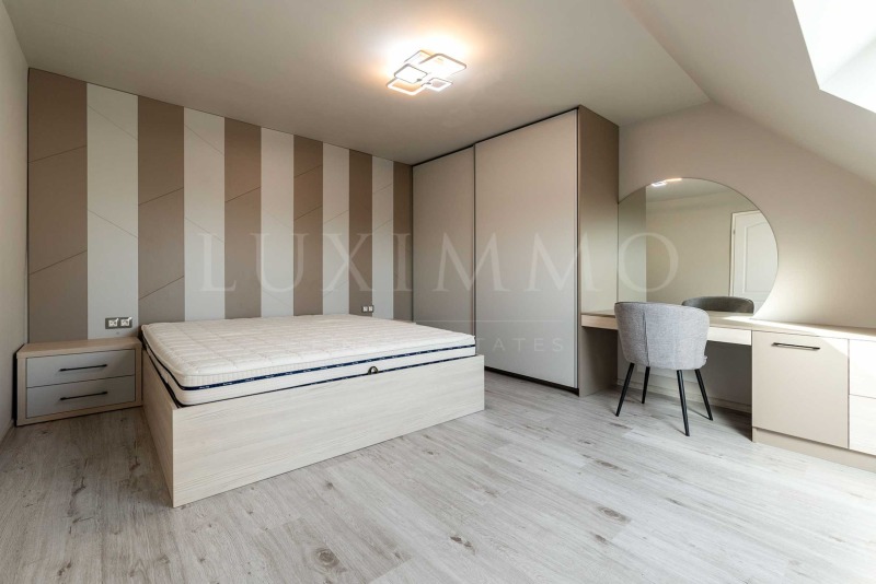 Te koop  Maisonnette Sofia , Krasna poljana 3 , 130 m² | 55507332 - afbeelding [12]