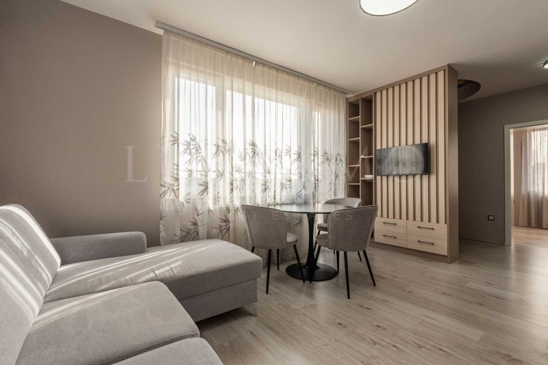 Te koop  Maisonnette Sofia , Krasna poljana 3 , 130 m² | 55507332