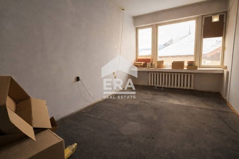 Продава ОФИС, гр. Горна Оряховица, област Велико Търново, снимка 3 - Офиси - 53382531