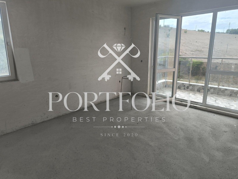 Продава КЪЩА, с. Черни връх, област Бургас, снимка 3 - Къщи - 53533123