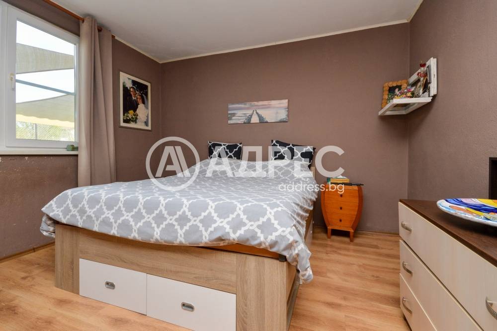 Продава КЪЩА, с. Полски извор, област Бургас, снимка 13 - Къщи - 54841714
