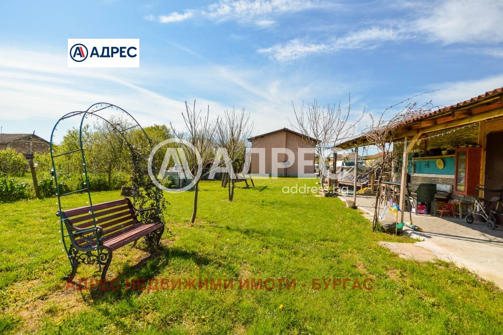 Продава КЪЩА, с. Полски извор, област Бургас, снимка 2 - Къщи - 54841714