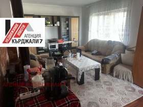 Hus Opalsjensko, region Kardzhali 14