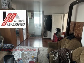 Hus Opalsjensko, region Kardzhali 16