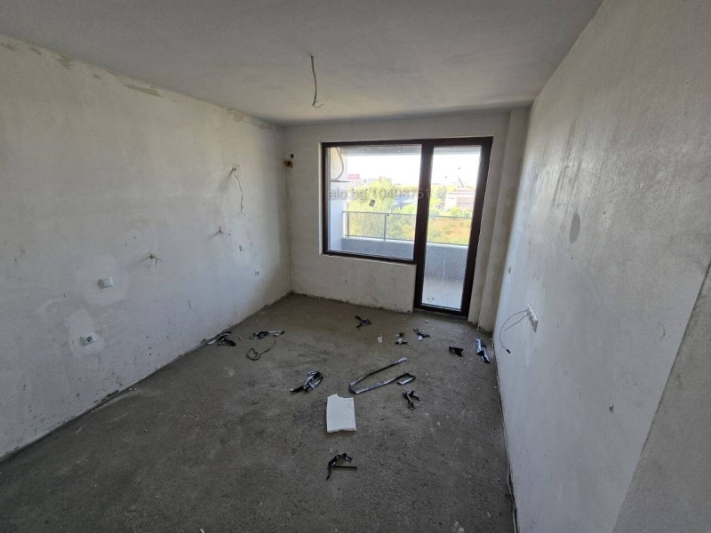 Продава 2-СТАЕН, гр. Бургас, област Бургас, снимка 2 - Апартаменти - 52274141