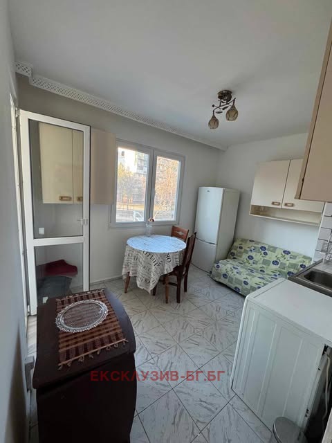 Продава  4-стаен град Шумен , Добруджански , 82 кв.м | 29250920 - изображение [5]