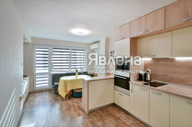 Продава  Многостаен град Варна , Център , 100 кв.м | 37025351 - изображение [3]