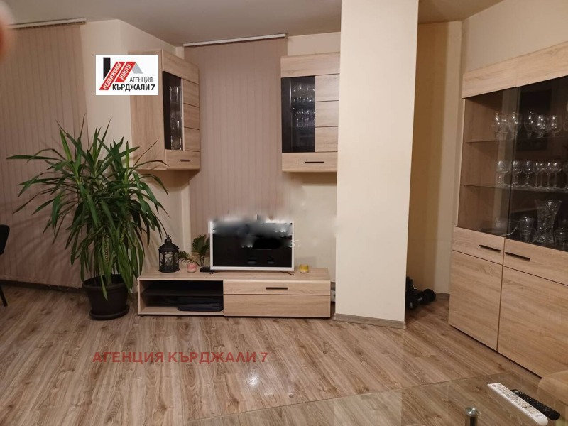 Eladó  1 hálószoba Kardzsali , Vazrozsdenci , 99 négyzetméter | 47944396 - kép [5]
