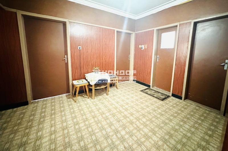 Продава  3-стаен град Пловдив , Христо Смирненски , 133 кв.м | 47952851 - изображение [10]